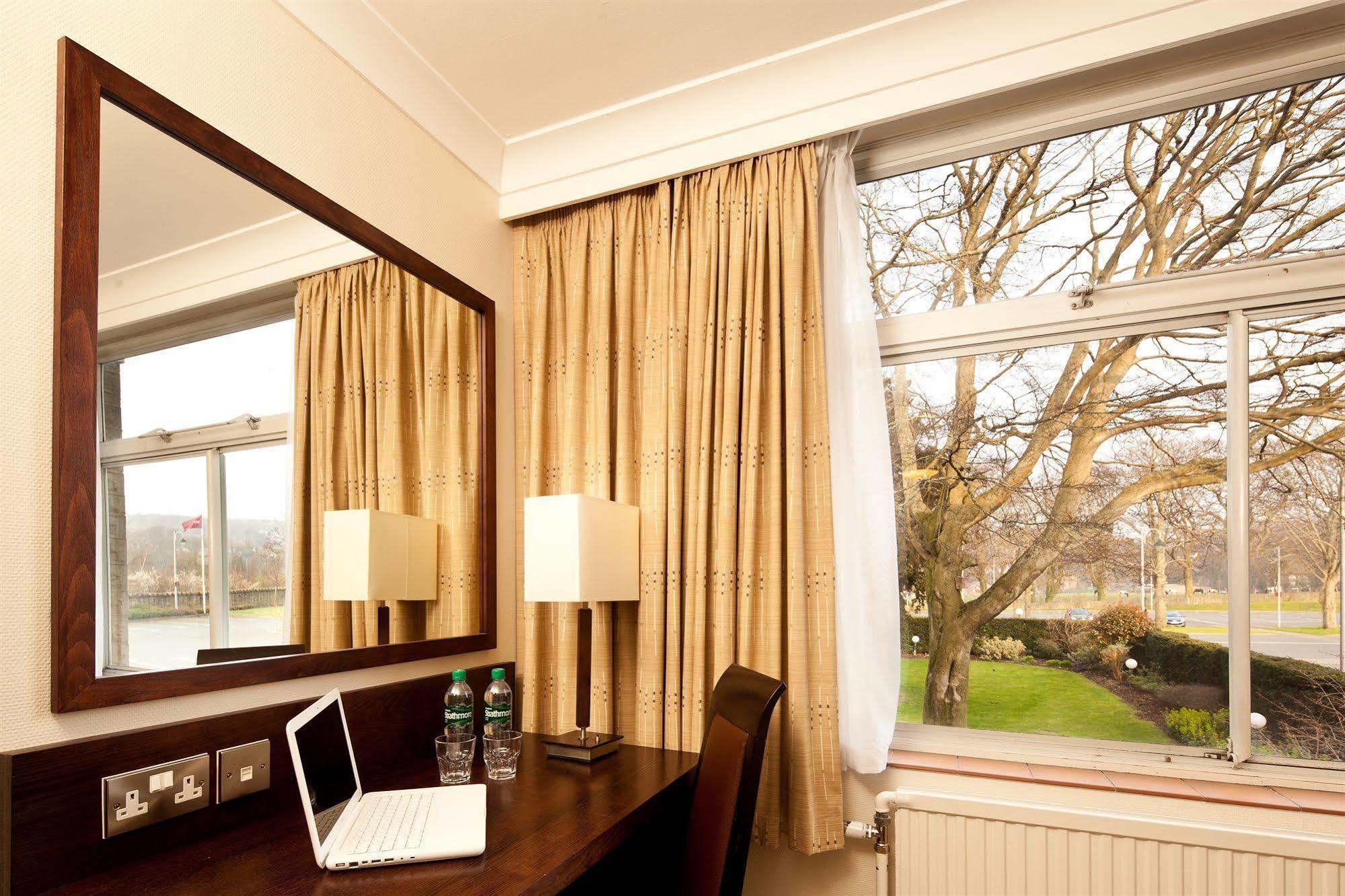 Mercure Bradford, Bankfield Hotel Bradford  Exterior foto